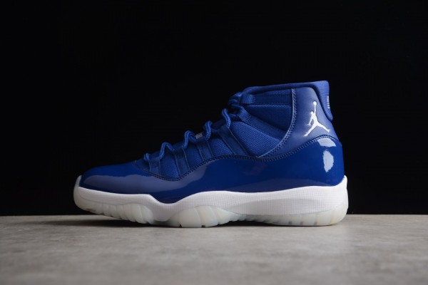 Air Jordan 11 Retro Midnight Navy White AT7802-115