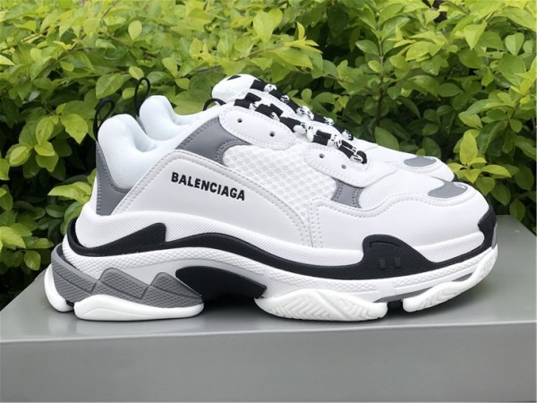 Balenciaga Triple S Sneaker White/Grey