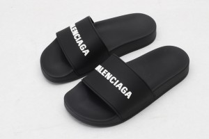 Balenciaga Slide Sandal