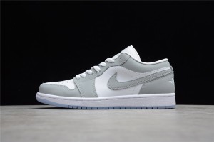 Air Jordan 1 Low Wolf Grey DC0774-105